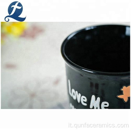 Coppa di ceramica nera personalizzata per caffè stampato in moda